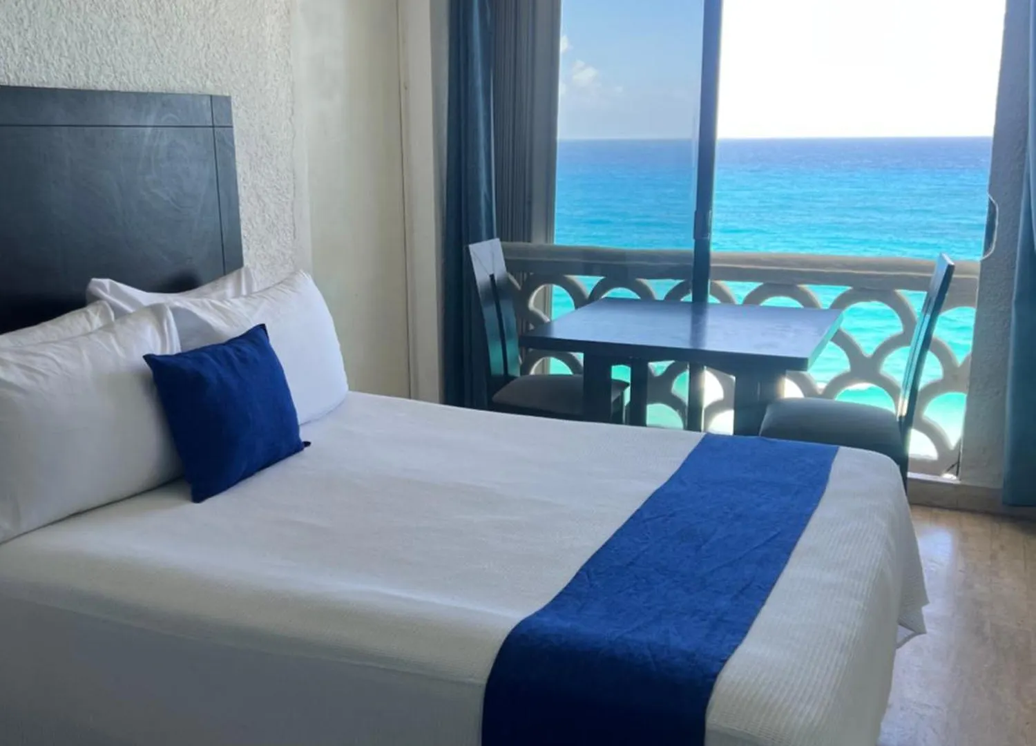 “Magic Sunrise At Cancun” Appart hôtel